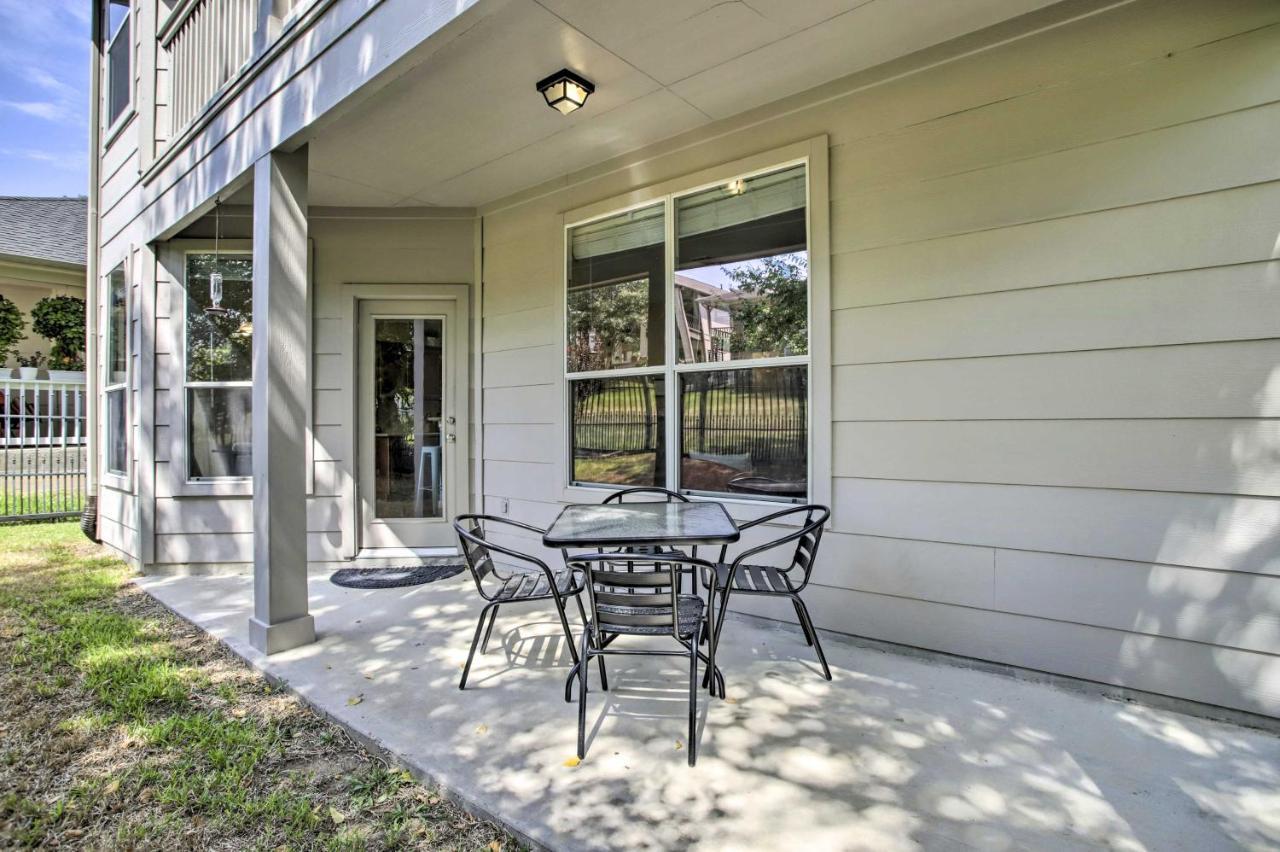 Lovely Montgomery Retreat With Patio And Yard! Exterior photo